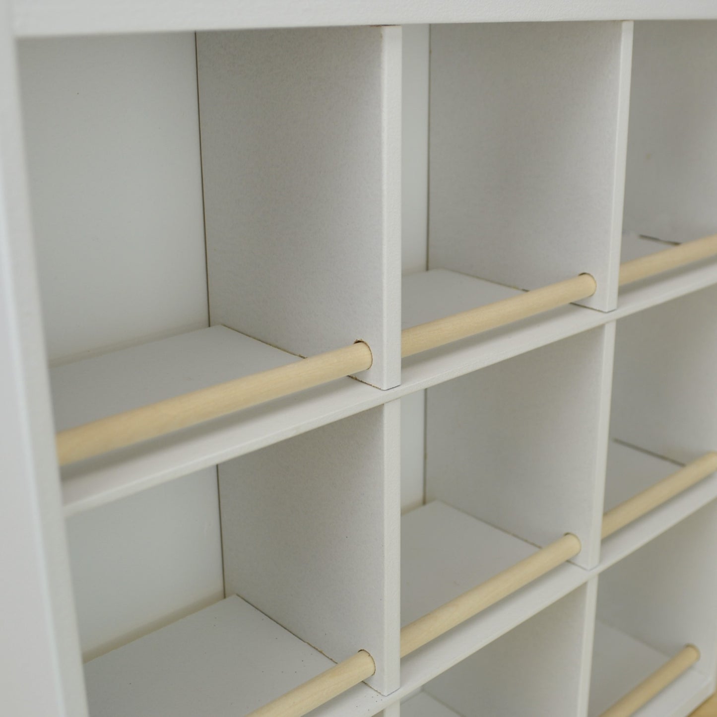 Compact Ribbon Organizer